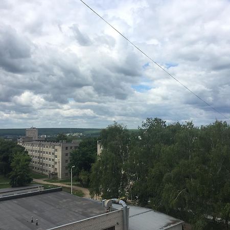 54a Tselinogradskaia Str at Alekseevka underground Kharkiv Eksteriør billede